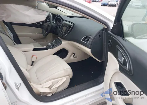 2016 Chrysler 200 Limited из США, поврежденный, VIN 1C3CCCAB6GN190975